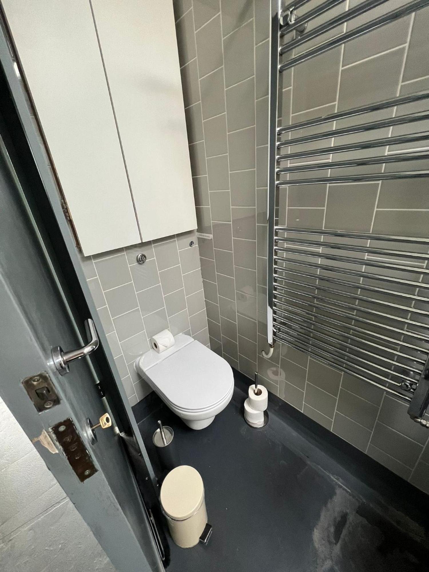 One Bed House In Camden Town Villa Londra Exterior foto